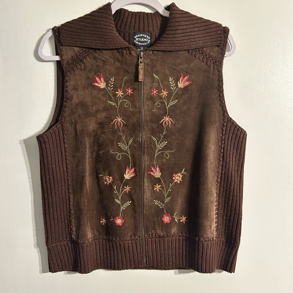 Designers Studio Originals Womens Vest Size M Brown Suede Leather Embroidered